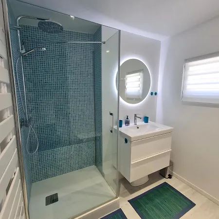 Ref 117 - Duplex Pour Cinq Personnes Vue Port Crouesty Avec Piscine *